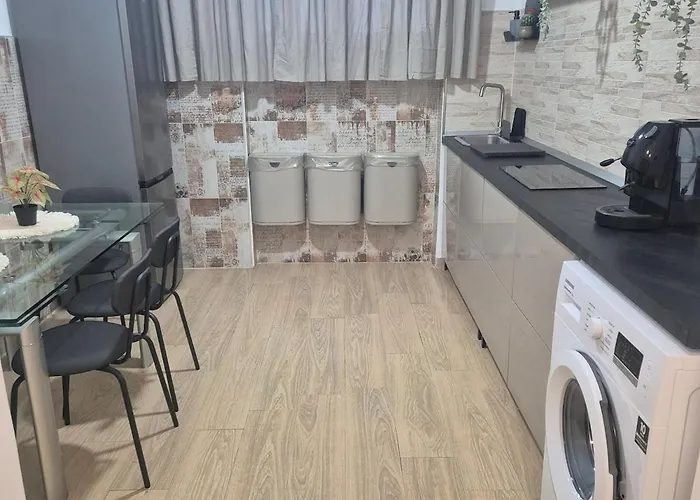 Via Lanzalone 度假居 *