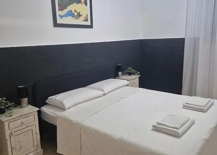 Via Lanzalone 度假居 *