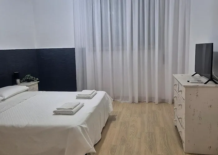 Via Lanzalone 度假居 *